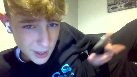 rhys200411 @ chaturbate on 20240107