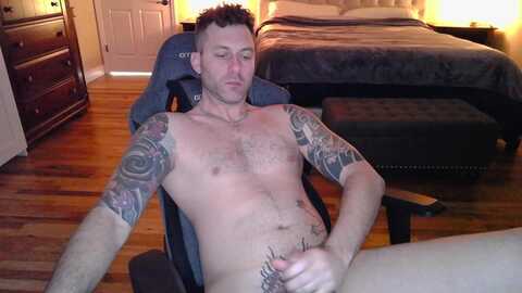 johnnyworkshard112358 @ chaturbate on 20240108