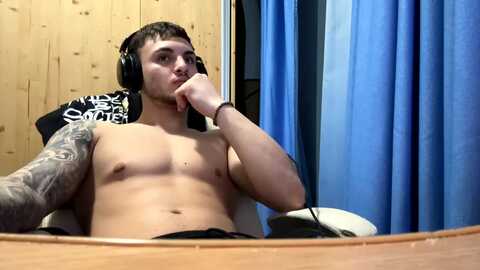 _fg10 @ chaturbate on 20240110