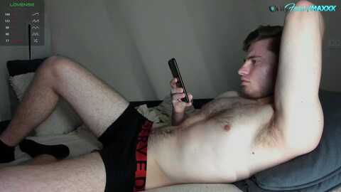 hornyblondieboyy @ chaturbate on 20240112