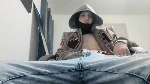 skemaskfuck @ chaturbate on 20240114