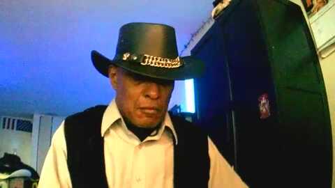 cowboylee69 @ chaturbate on 20240126