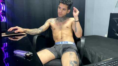 tatsexboy @ chaturbate on 20240129