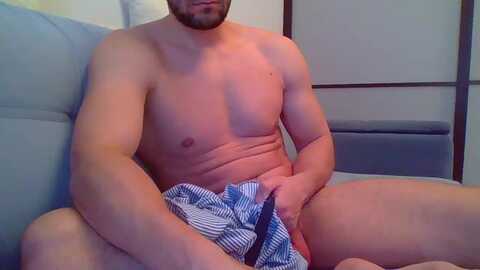 murats100 @ chaturbate on 20240207