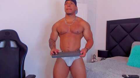 travislenox @ chaturbate on 20240215