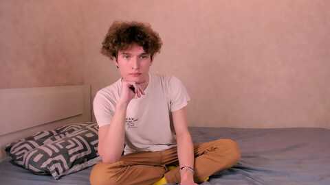 ian_flor @ chaturbate on 20240221