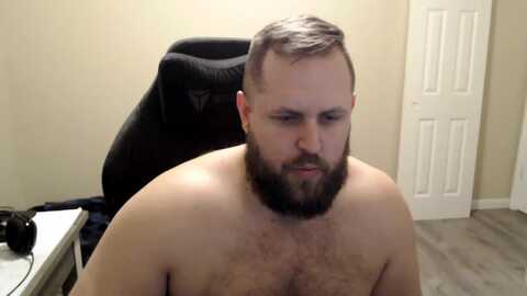 builder_bear @ chaturbate on 20240225