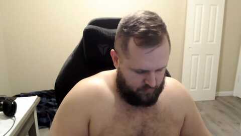 builder_bear @ chaturbate on 20240225