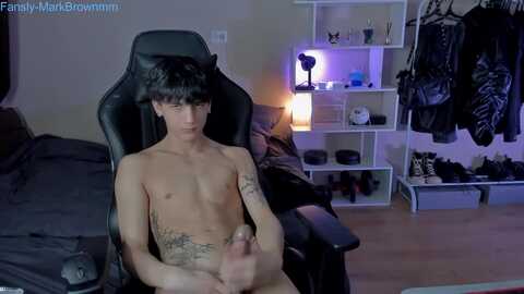 davisross @ chaturbate on 20240308