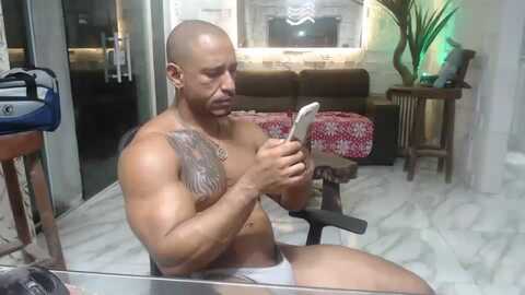 hebertgomes @ chaturbate on 20240308