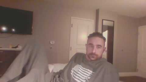 ragnar_redbeard222 @ chaturbate on 20240310