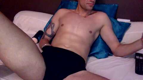 mec2034 @ chaturbate on 20240411