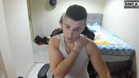 ulxer @ chaturbate on 20240414