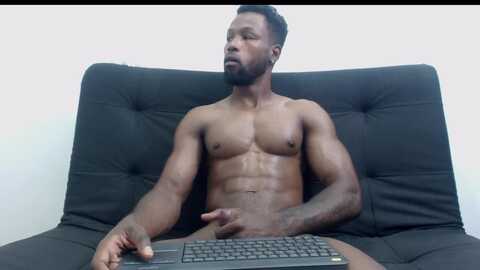 malcompierce @ chaturbate on 20240415