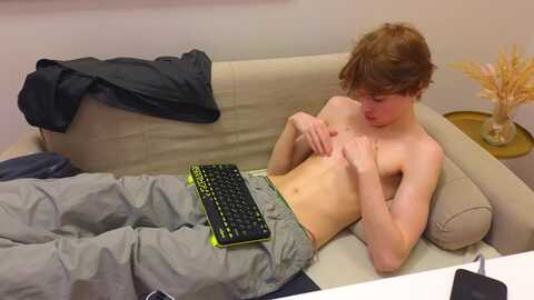 kevin_lovelyy @ chaturbate on 20240419