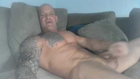 strongandhard073 @ chaturbate on 20240423