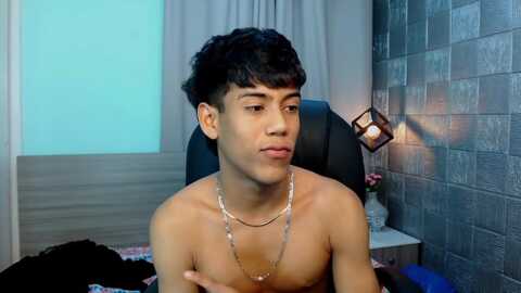 alantwink_ @ chaturbate on 20240426