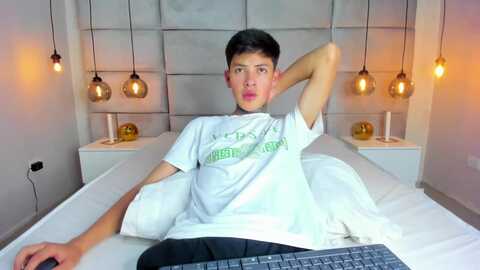 axel_wolf__ @ chaturbate on 20240430