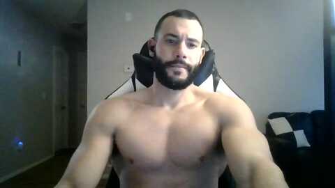 solidmuscle1992 @ chaturbate on 20240430