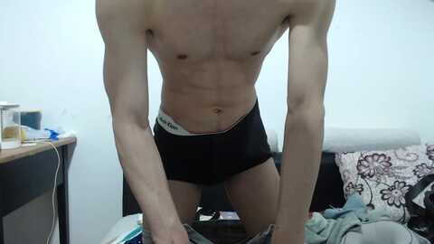 vincent_bestshot @ chaturbate on 20240430