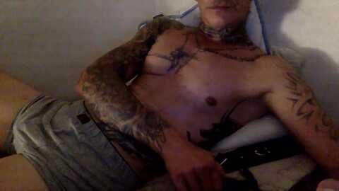 2hot2beastar @ chaturbate on 20240506