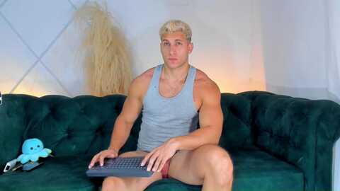 apolo_strange @ chaturbate on 20240511