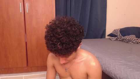 little_erik @ chaturbate on 20240517