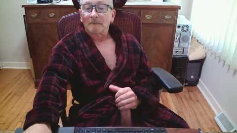 peepingmale @ chaturbate on 20240518