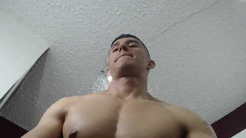 muscle__man @ chaturbate on 20240519