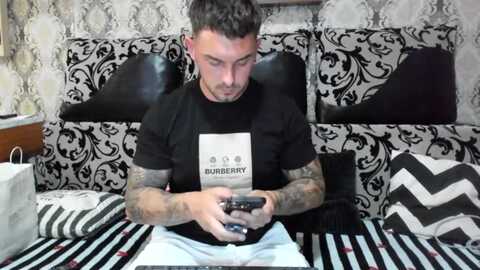 ady_hotrouboy @ chaturbate on 20240521