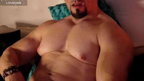 masked_bodybuilder @ chaturbate on 20240526