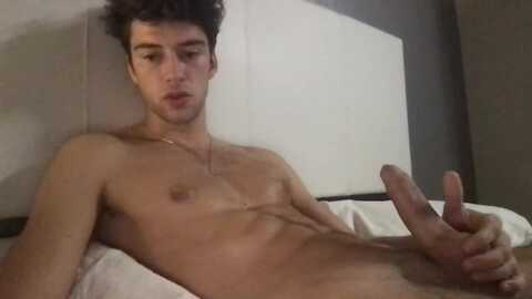 hornyjul @ chaturbate on 20240529