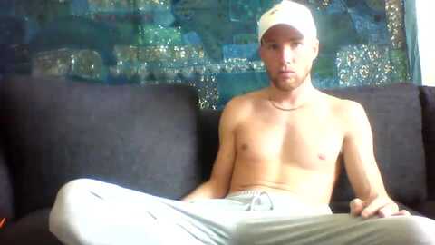 wellokaaay @ chaturbate on 20240601