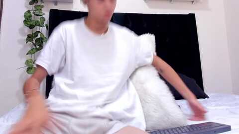 lennercollins @ chaturbate on 20240604