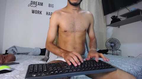 aronxx_ @ chaturbate on 20240608