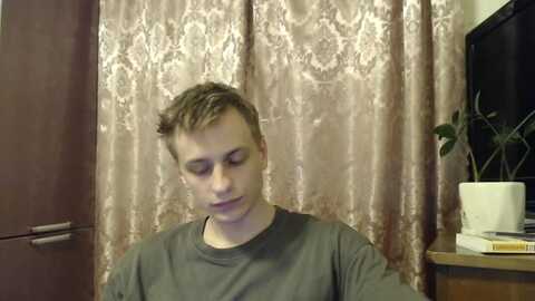 oscar_sssky @ chaturbate on 20240611