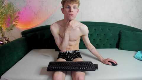 evangibbs @ chaturbate on 20240614