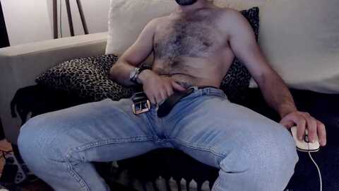 kral_mert @ chaturbate on 20240618