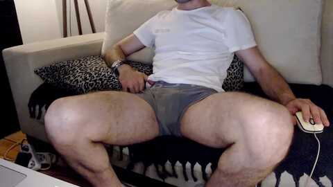 kral_mert @ chaturbate on 20240620