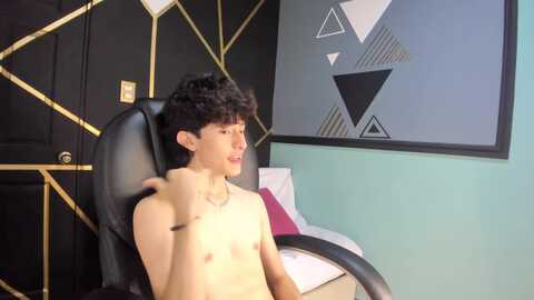 little__ghost @ chaturbate on 20240704