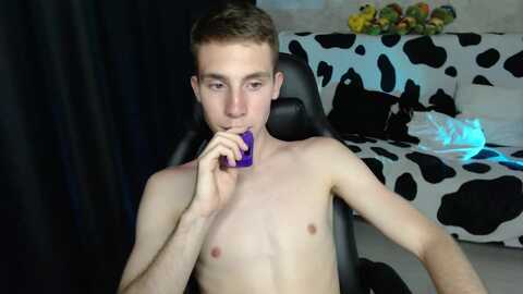 cute_brian @ chaturbate on 20240708