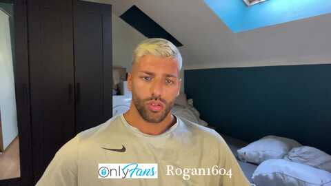 rogan1604 @ chaturbate on 20240712