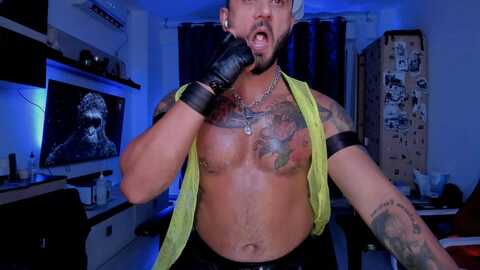 mr_fabulous_mike @ chaturbate on 20240716