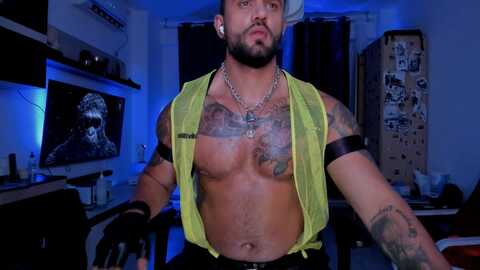 mr_fabulous_mike @ chaturbate on 20240716