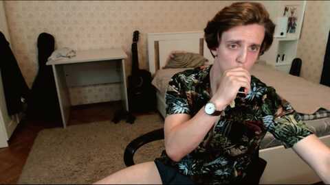 oliver_travis @ chaturbate on 20240717