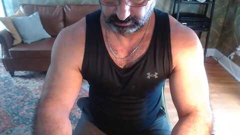 muscledadbear @ chaturbate on 20240722