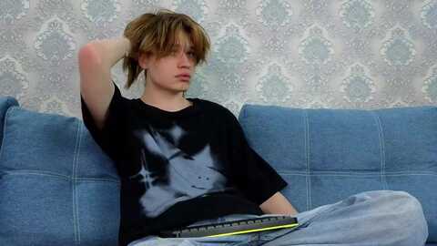 jeffre_y @ chaturbate on 20240725