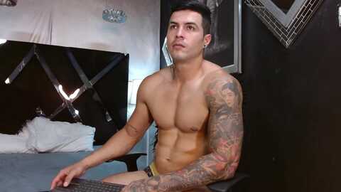 andres_clark @ chaturbate on 20240727