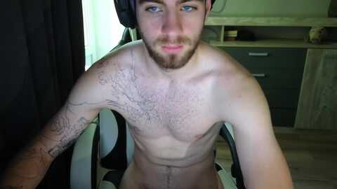 exstayz @ chaturbate on 20240801