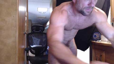 9fat_inches @ chaturbate on 20240803